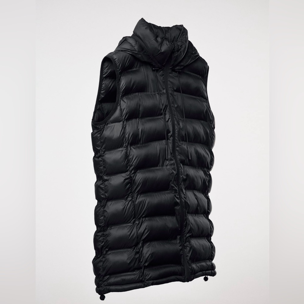 ZARA Packable Water repellent puffer vest